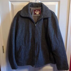 Vintage Woolrich women’s coat sz L